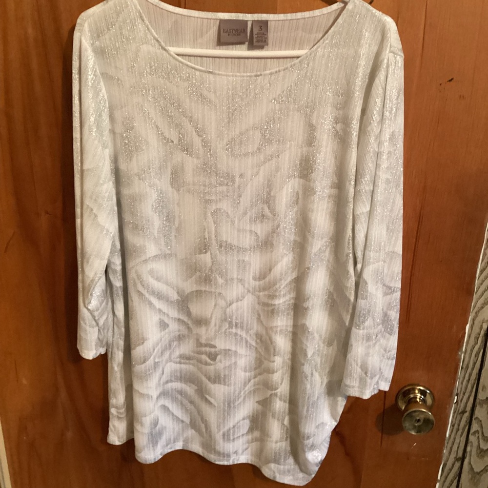 Chico Easywear ladies white shimmery tunic, size 3, (large-X-large)
